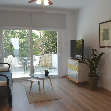 Ground Floor Διαμέρισμα *